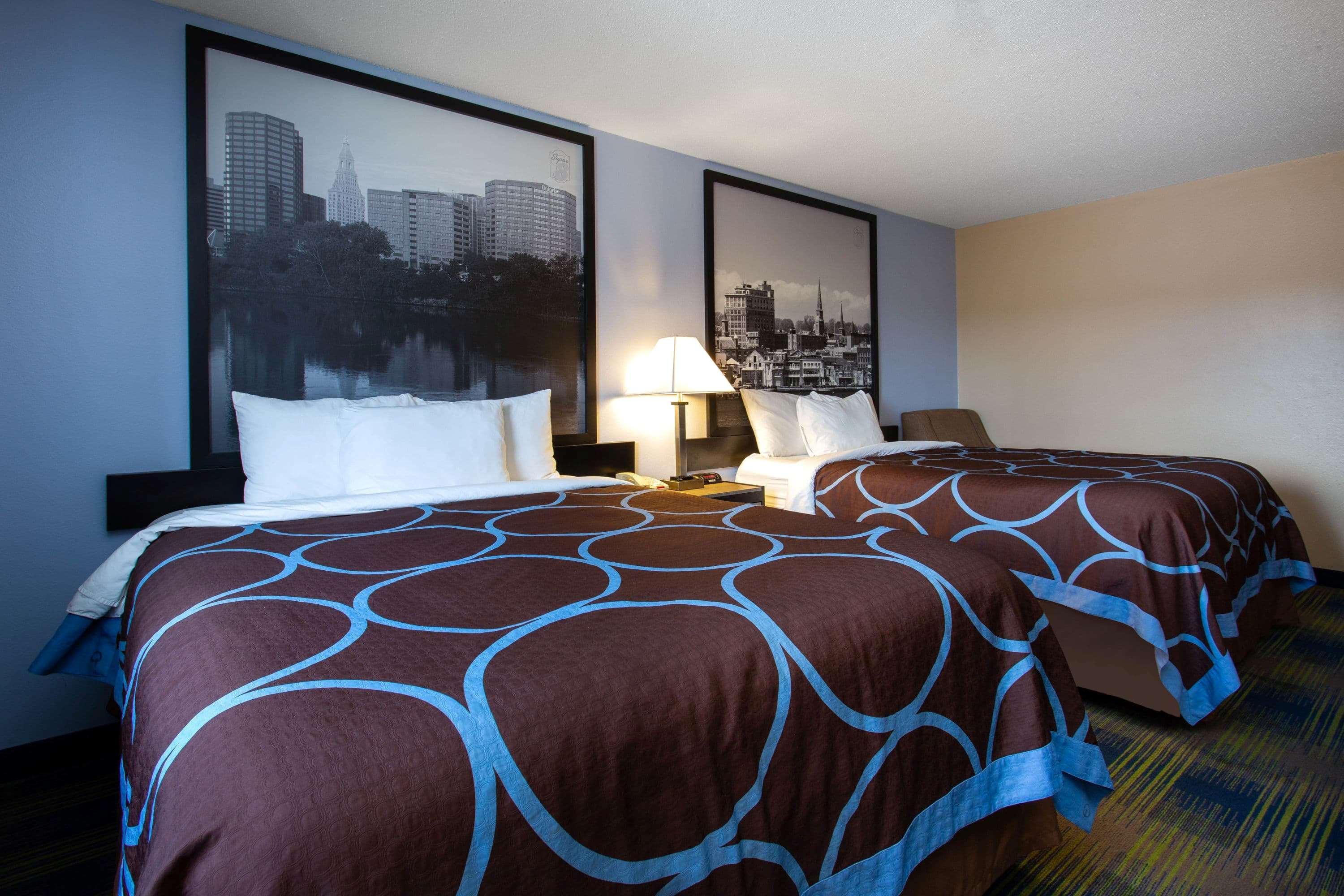 ซูเปอร์ 8 บาย วินด์แฮม ครอมเวลล์/มิดเดิลทาวน์ Hotel ภายนอก รูปภาพ