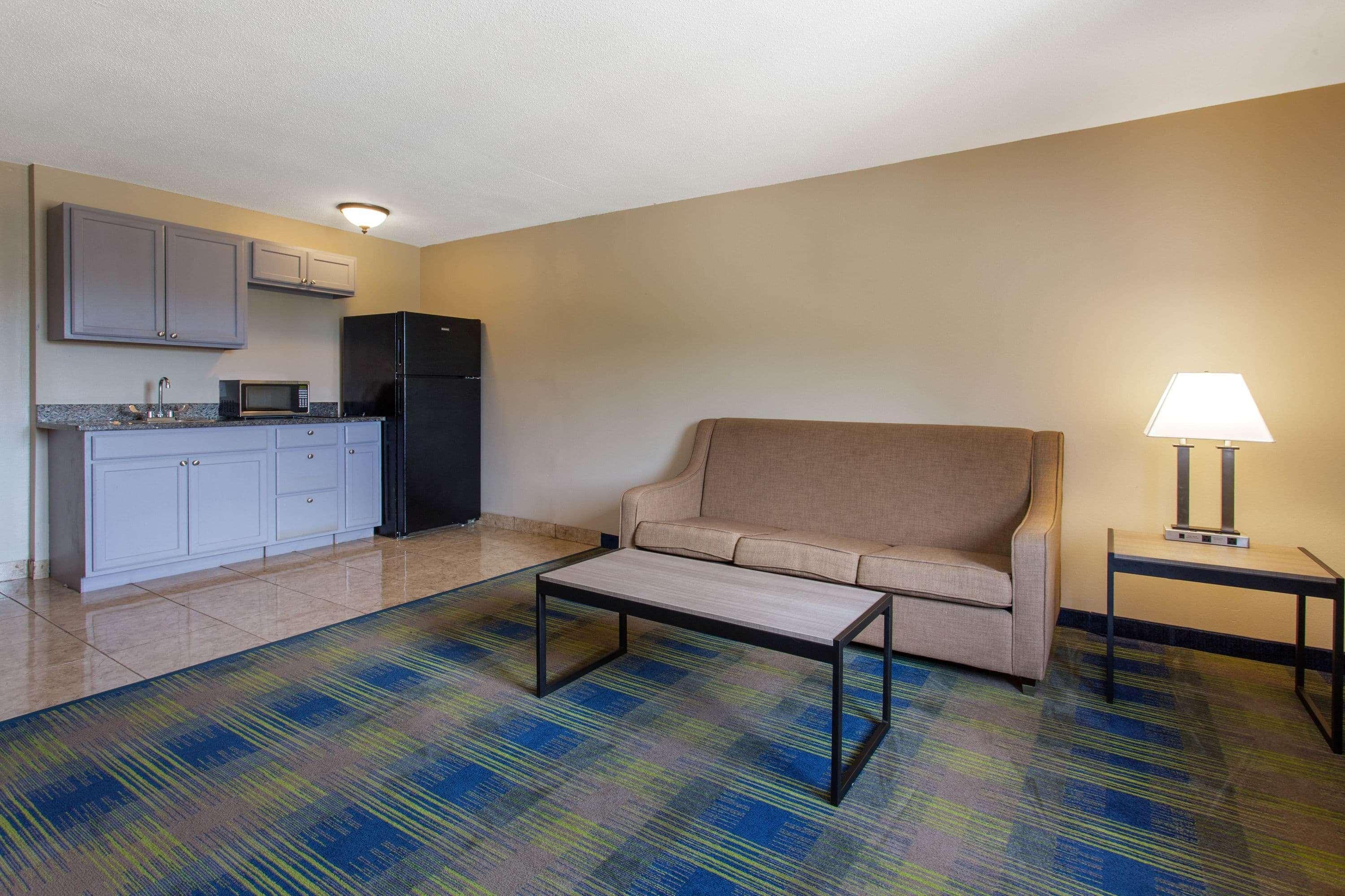 ซูเปอร์ 8 บาย วินด์แฮม ครอมเวลล์/มิดเดิลทาวน์ Hotel ภายนอก รูปภาพ